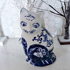 NEW! BLUE & WHITE TOILE STONEWARE CAT DECOR